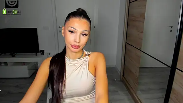 HelenShawn online show from February 2026 09:15:01 PM