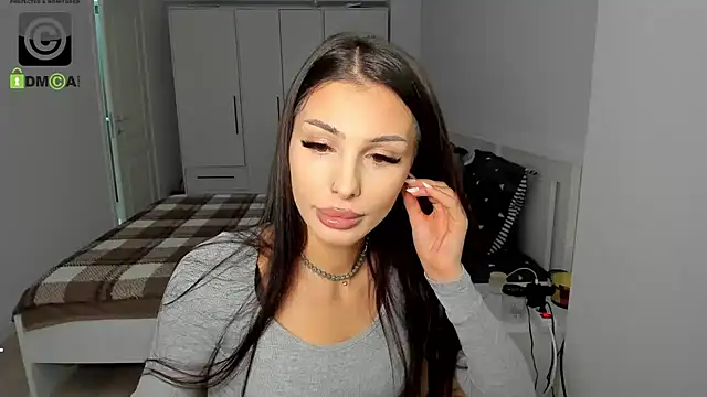 HelenShawn online show from November 2025 09:18:02 PM