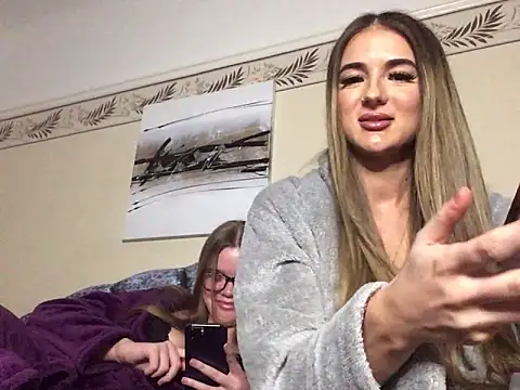 pretty petitex online show from February 2025 12:06:01 AM