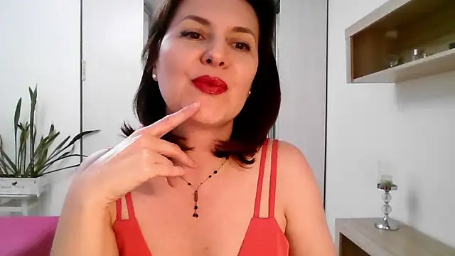 Victoria Glam online show from April 2026 03:14:01 PM