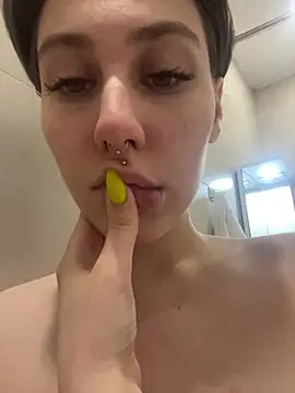 Molli Luv online show from December 2025 07:18:01 AM