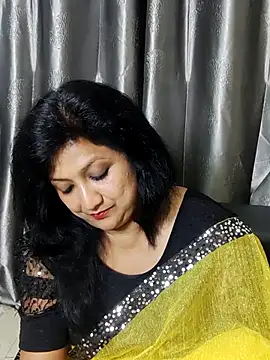 Snapshot of horny_lizia chatting on May 2026 03:28:01 PM horny lizia online show from May 2026 03:28:01 PM