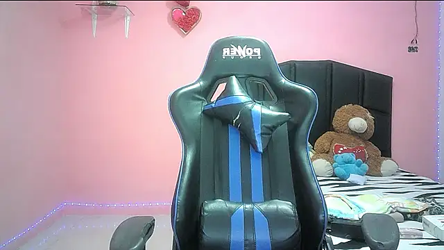 mariana0x online show from January 2026 02:24:01 PM