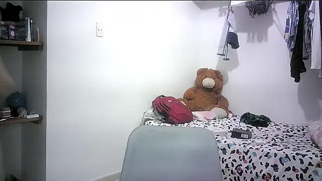 mariana0x online show from September 2025 05:53:02 PM