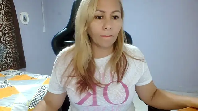 mariana0x online show from March 2025 06:18:01 PM