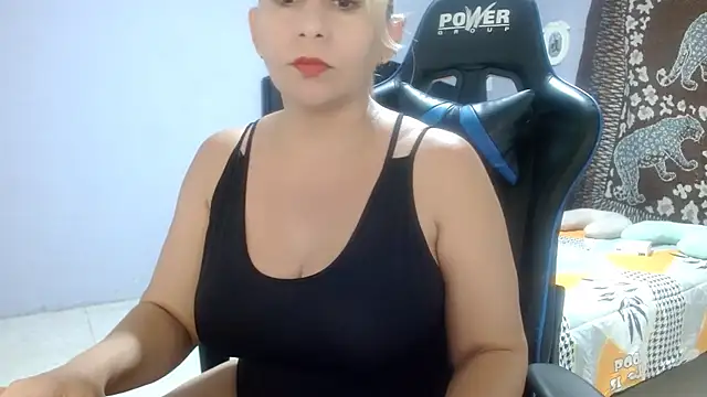 mariana0x online show from March 2025 11:42:02 PM