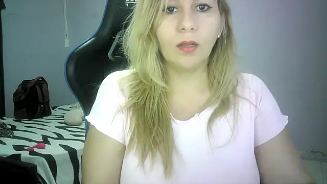 mariana0x online show from October 2025 12:04:01 PM