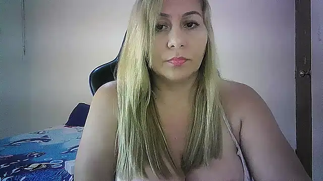 mariana0x online show from July 2026 07:42:02 PM