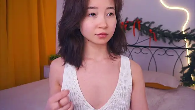 VeronaCritchlow online show from March 2026 07:01:02 AM