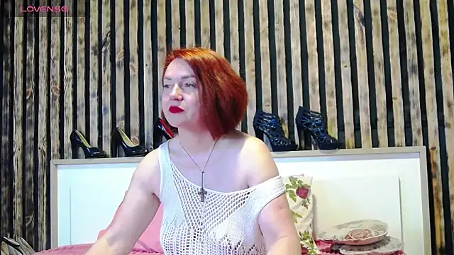 Alis Lovi online show from May 2026 09:29:02 PM