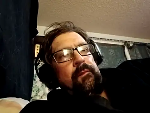 Snapshot of Johndis805 chatting on October 2025 10:25:01 AM Johndis805 online show from October 2025 10:25:01 AM