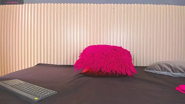 Madeline Cooper08 online show from February 2025 07:44:02 PM