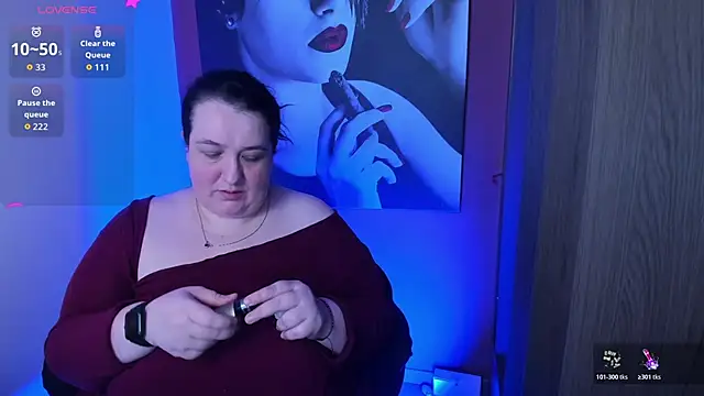 Snapshot of QueenOfHaze chatting on January 2026 12:12:02 PM QueenOfHaze online show from January 2026 12:12:02 PM