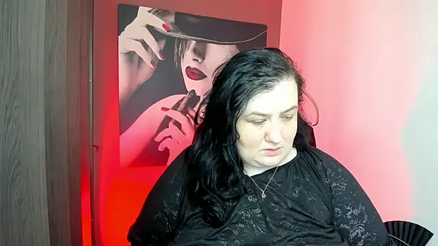 QueenOfHaze online show from July 2026 11:01:01 AM