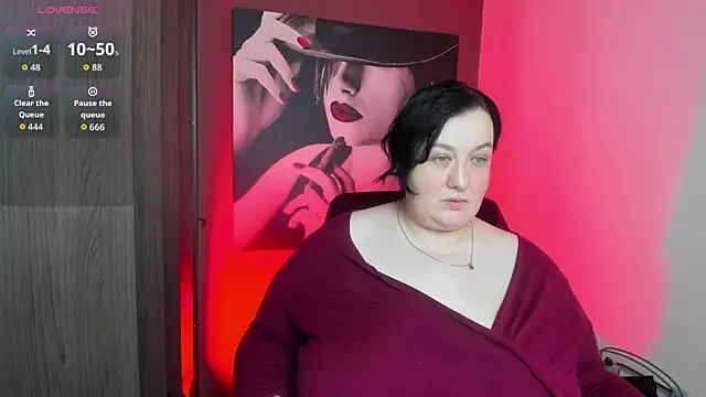QueenOfHaze online show from June 2026 09:09:02 AM