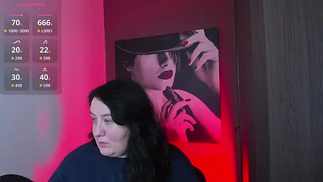 QueenOfHaze online show from May 2026 05:12:02 PM
