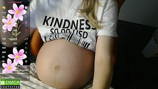 crystalyss online show from October 2025 02:24:01 AM