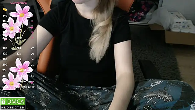 crystalyss online show from November 2025 02:37:01 AM