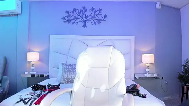 ZoeySnow online show from October 2025 11:55:02 AM