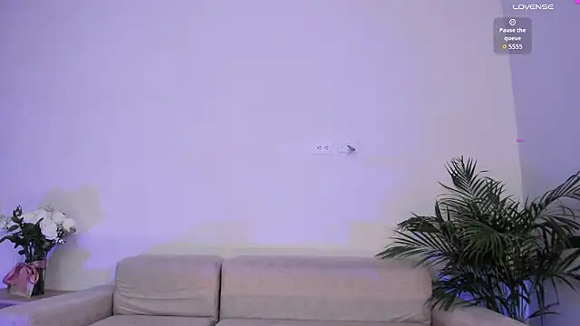 Hannah Jonhson online show from December 2025 03:41:02 AM