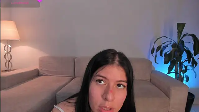 Snapshot of Hannah_Jonhson chatting on July 2026 12:54:01 AM Hannah Jonhson online show from July 2026 12:54:01 AM