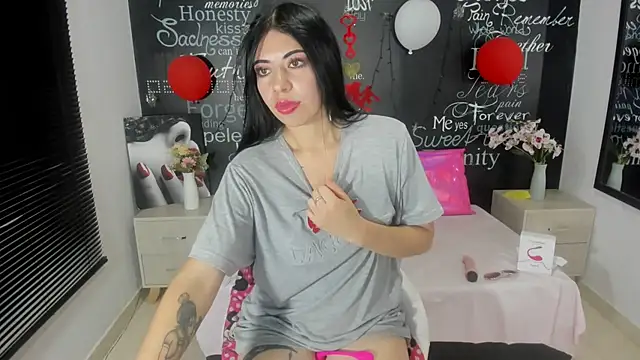 MelodyHott2 online show from March 2025 03:29:01 AM