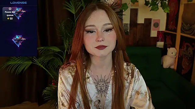 Snapshot of Yo_Pixxie chatting on February 2025 07:05:01 AM Yo Pixxie online show from February 2025 07:05:01 AM