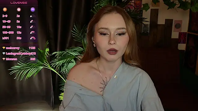 Snapshot of Yo_Pixxie chatting on February 2025 12:50:01 PM Yo Pixxie online show from February 2025 12:50:01 PM