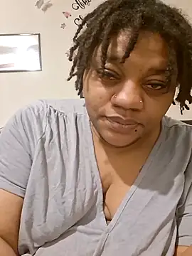 Snapshot of Big_BodyDee chatting on March 2025 04:54:02 AM Big BodyDee online show from March 2025 04:54:02 AM