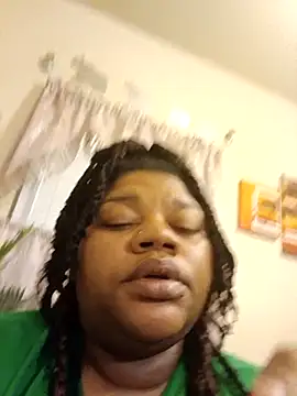 Snapshot of Big_BodyDee chatting on November 2025 02:04:02 AM Big BodyDee online show from November 2025 02:04:02 AM