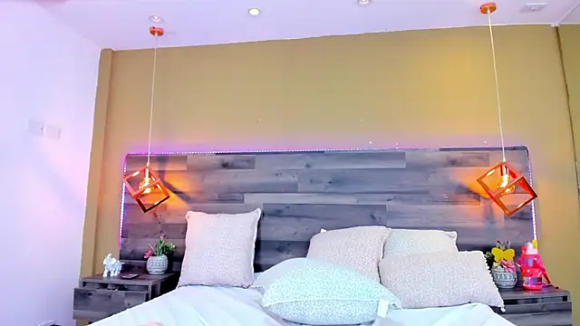 MeganCrow online show from March 2025 09:46:02 PM