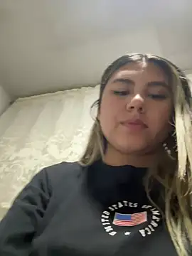 MeganCrow online show from February 2026 03:20:01 AM