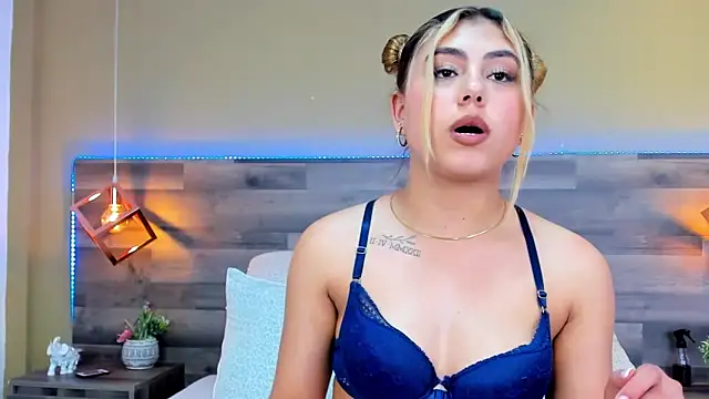 MeganCrow online show from March 2025 08:01:02 PM