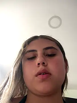 MeganCrow online show from November 2025 07:28:02 PM