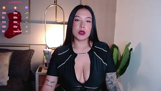 Victoria Collinns online show from December 2025 12:04:02 PM