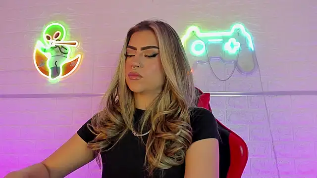 Snapshot of Valka_praskov chatting on January 2026 02:21:01 PM Valka praskov online show from January 2026 02:21:01 PM