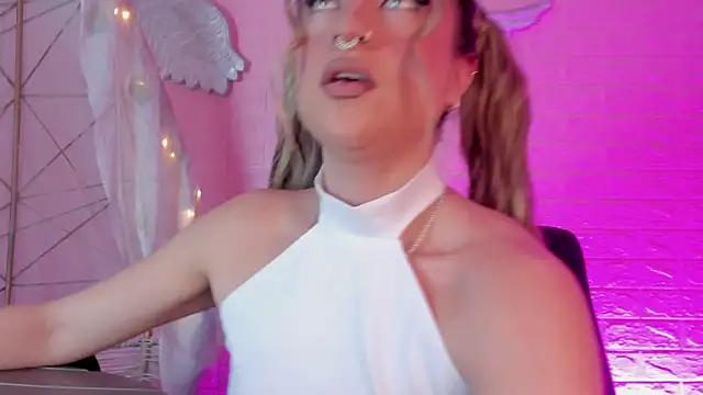 Snapshot of Valka_praskov chatting on December 2025 02:00:02 PM Valka praskov online show from December 2025 02:00:02 PM