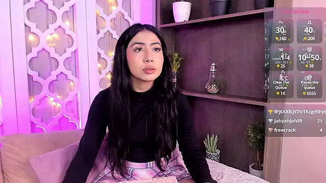 Snapshot of aniie_west chatting on February 2025 03:56:02 PM aniie west online show from February 2025 03:56:02 PM