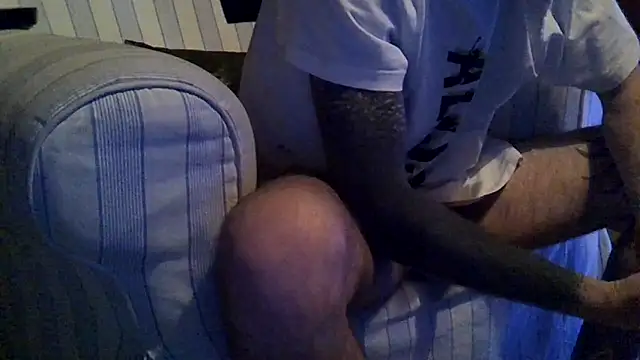 Damn bro23 online show from December 2025 07:15:02 PM