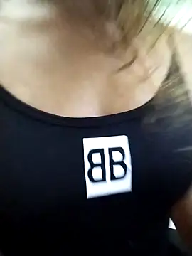 Snapshot of Zoedaniels chatting on October 2025 08:21:02 PM Zoedaniels online show from October 2025 08:21:02 PM