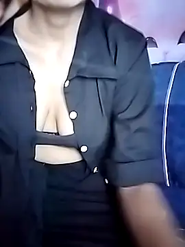 AKANSHA 7 online show from November 2025 08:45:02 PM