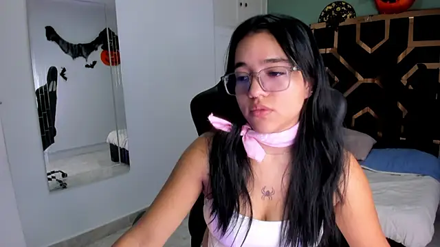 Billie Jhonson  online show from November 2025 07:07:02 PM