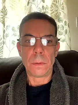 Kenhornu online show from October 2025 11:44:02 AM