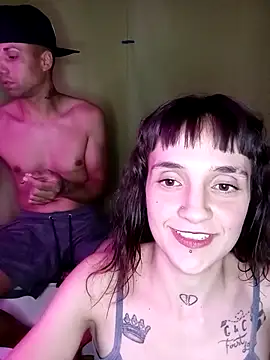 parejarica420 online show from April 2026 01:53:01 AM