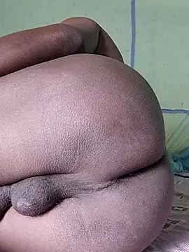 kingg4545 online show from February 2026 02:43:02 AM