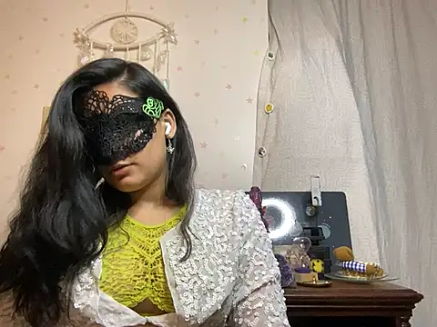 Snapshot of desiiiinigal chatting on June 2026 06:24:02 AM desiiiinigal online show from June 2026 06:24:02 AM
