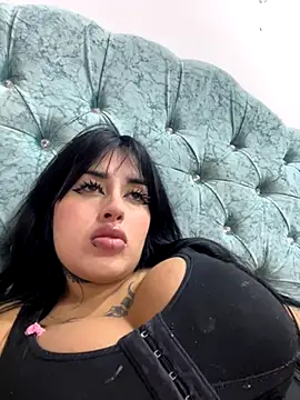 Girl milk7 online show from September 2025 05:57:02 AM