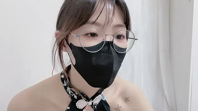 Chu1314 online show from March 2025 05:52:02 PM