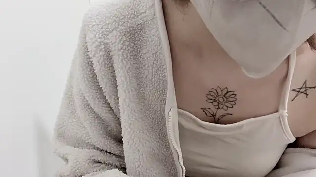 Chu1314 online show from February 2025 03:31:01 PM