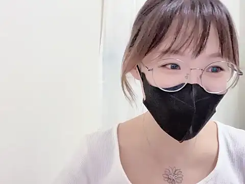 Chu1314 online show from March 2025 03:39:01 PM